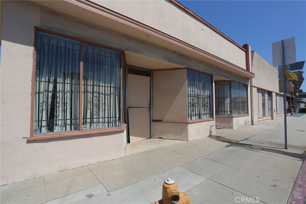 5588 Atlantic Avenue