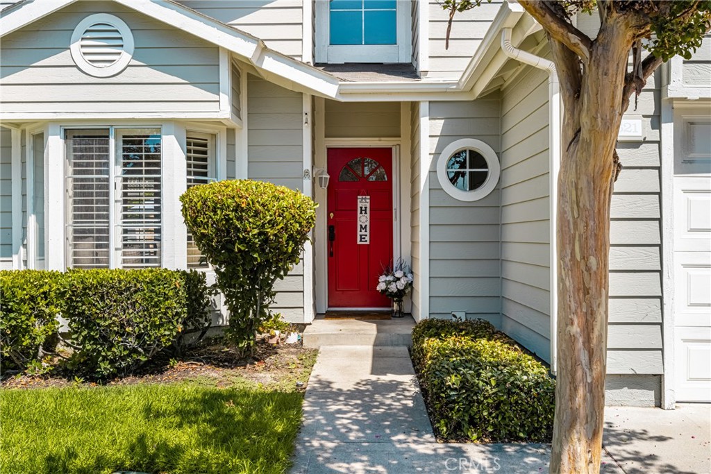 16621 Crape Myrtle Lane