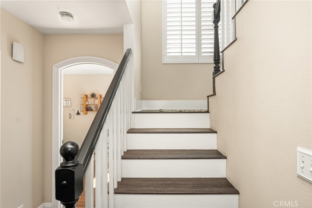 16621 Crape Myrtle Lane