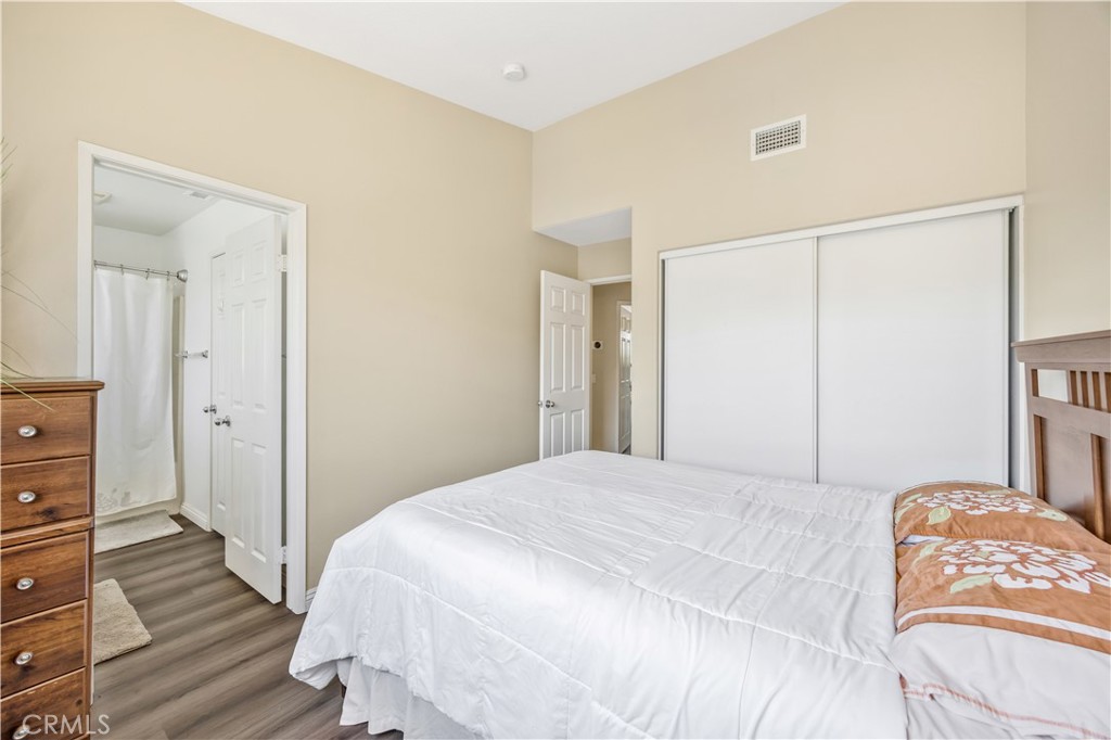8401 E Durango Way