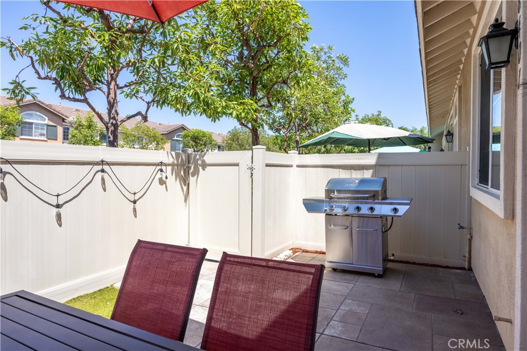 8401 E Durango Way