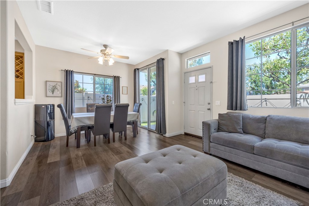 8401 E Durango Way