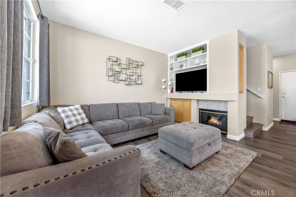 8401 E Durango Way