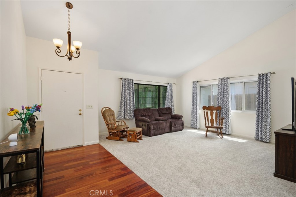 1817 N Symphony Street