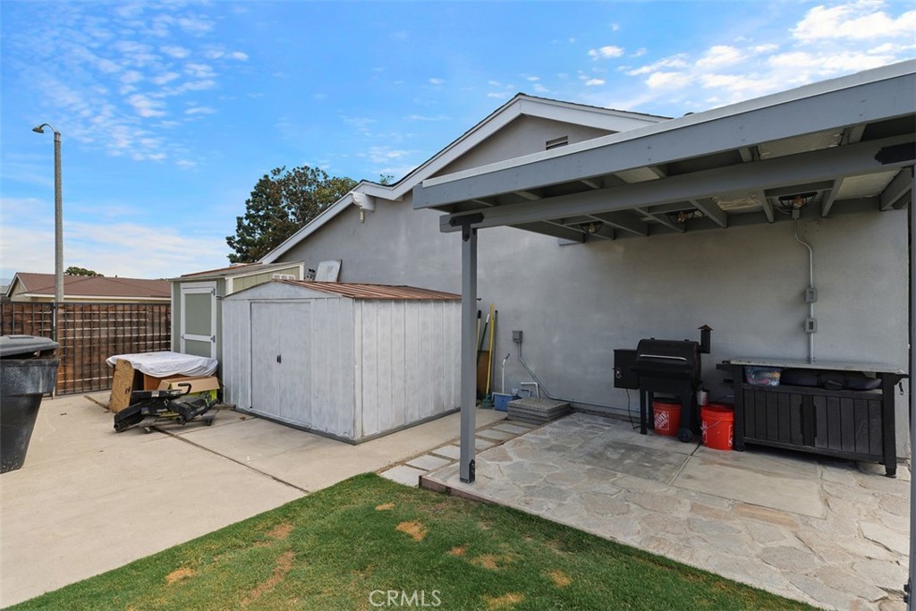 1817 N Symphony Street