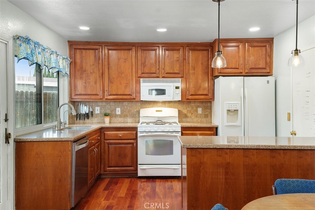 1817 N Symphony Street