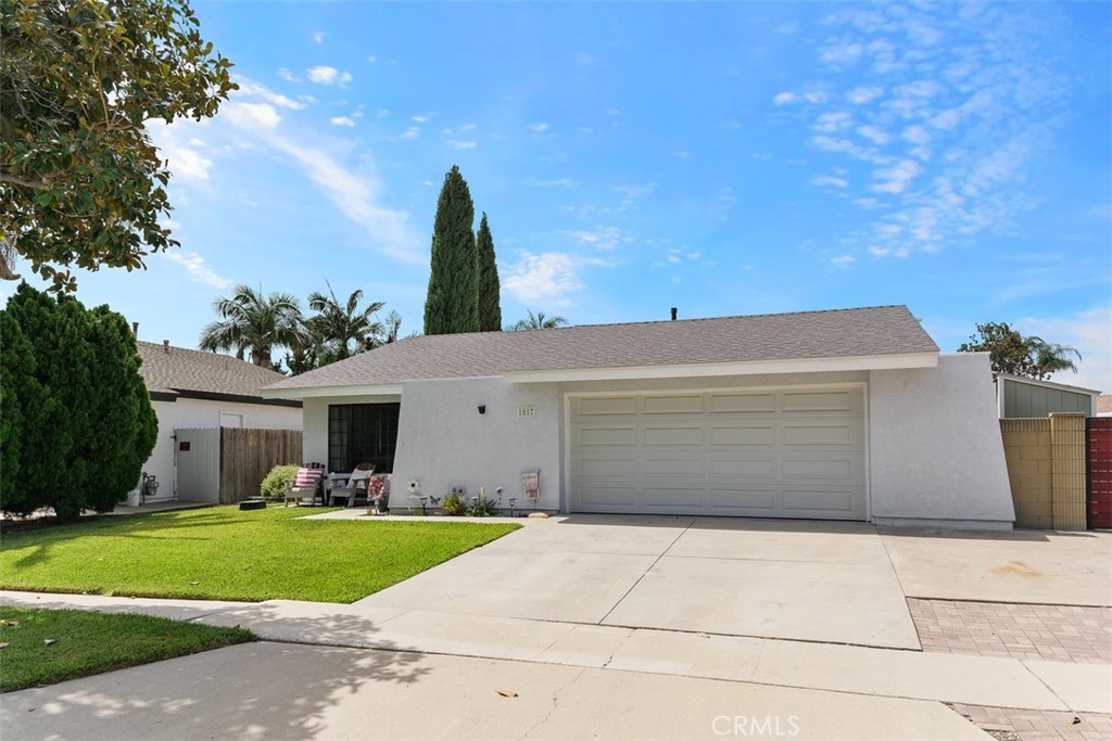 1817 N Symphony Street