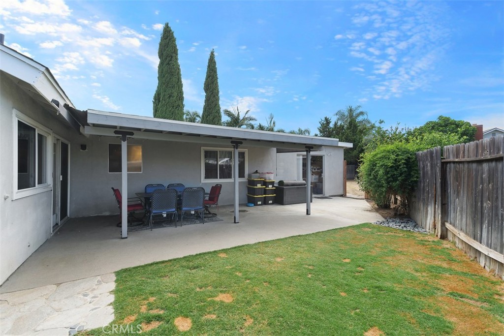 1817 N Symphony Street