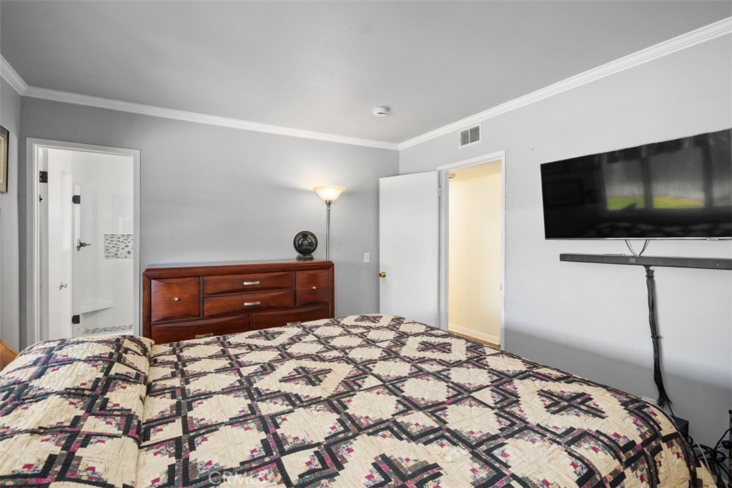 1817 N Symphony Street