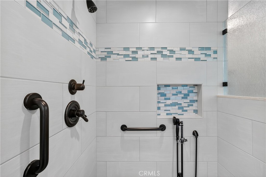 6701 E Leafwood Drive