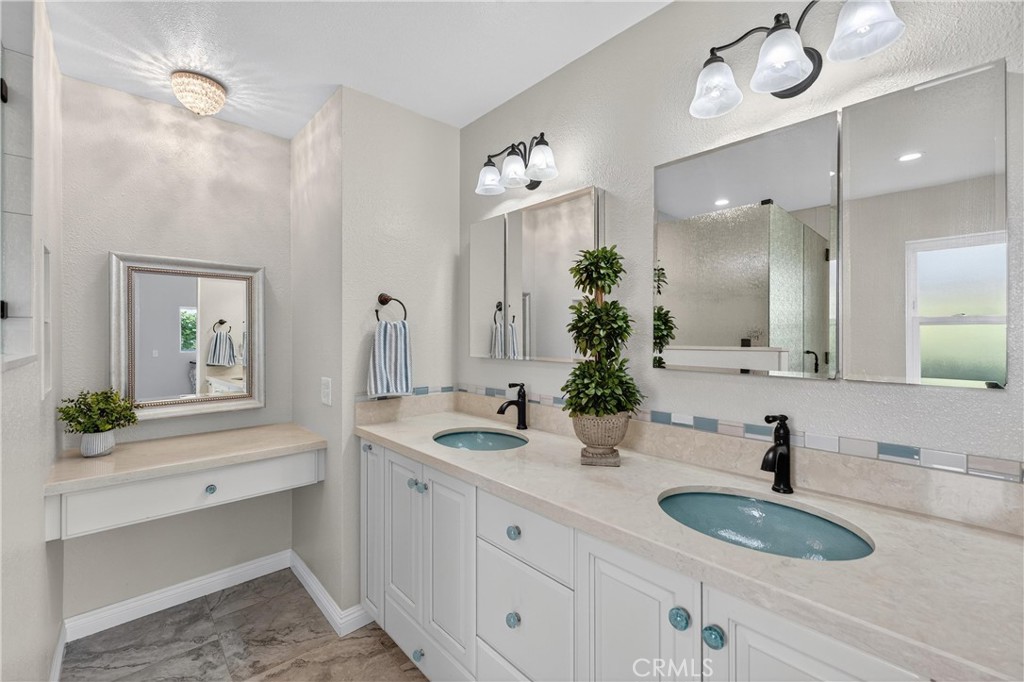 6701 E Leafwood Drive