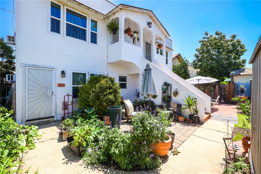 932 Coronado Avenue