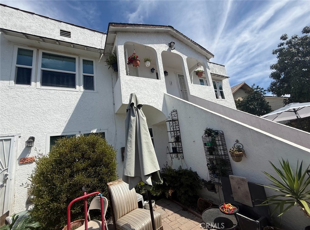 932 Coronado Avenue
