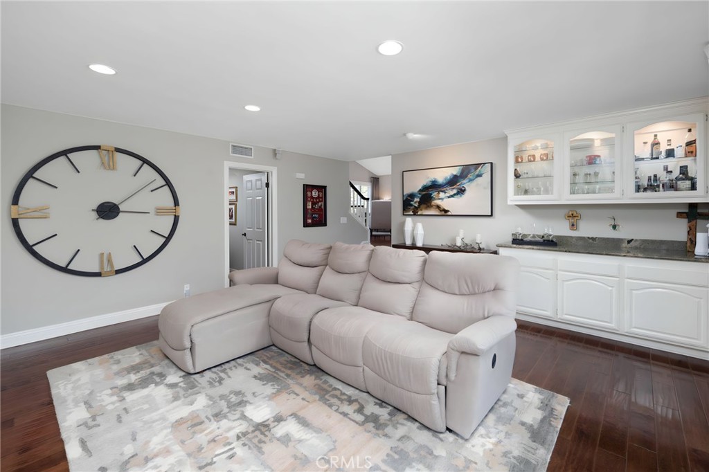 4260 Dogwood