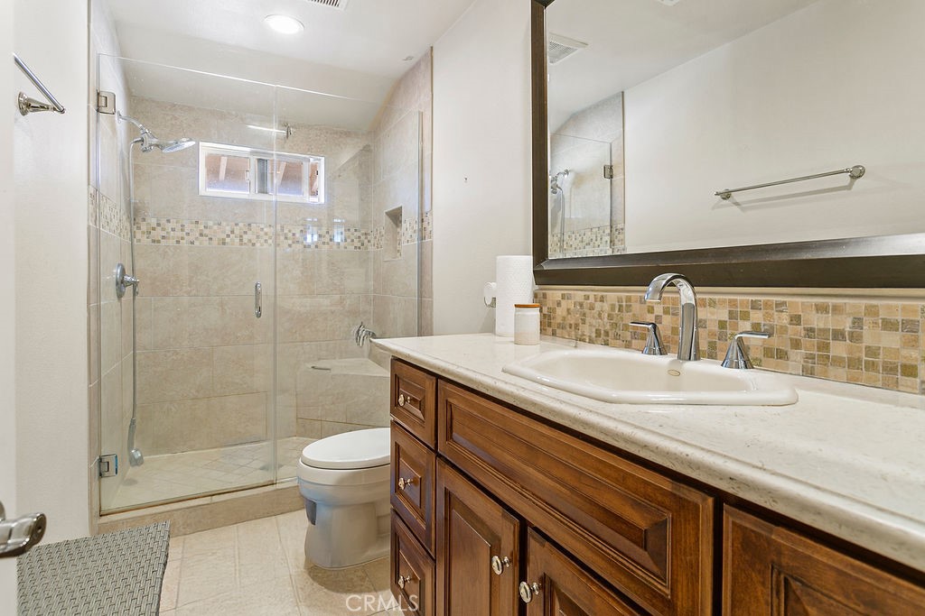 1820 Calle Don Guillermo