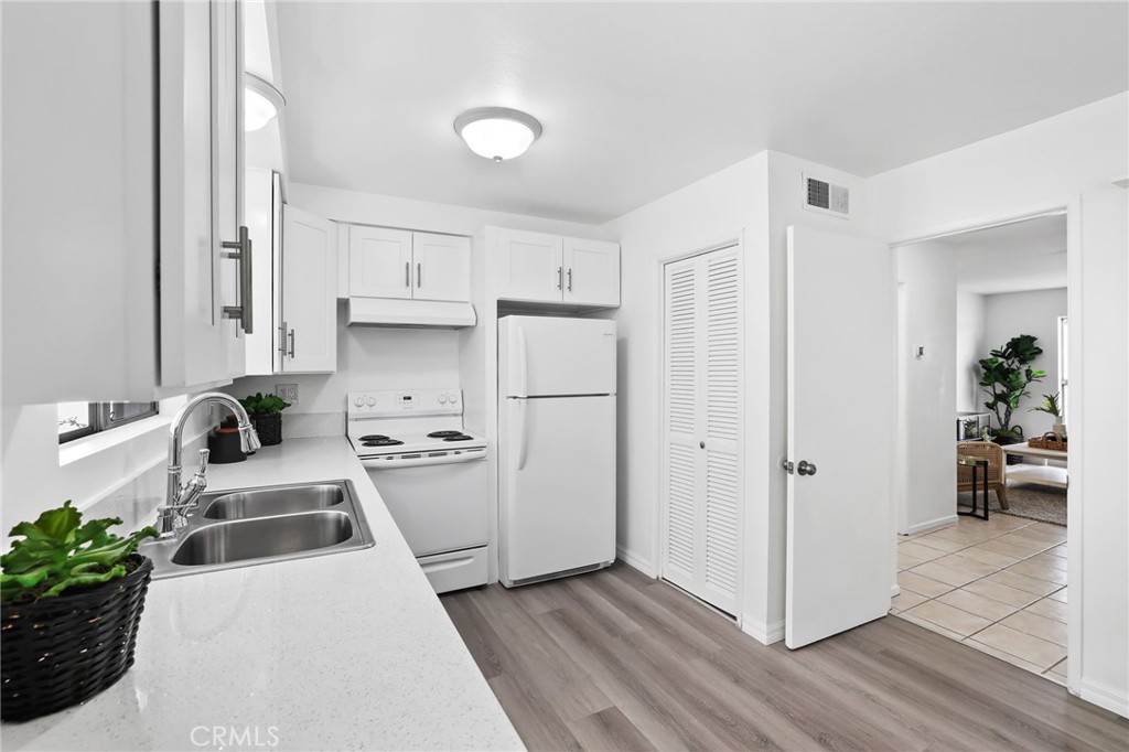 3342 Bradbury Road 34