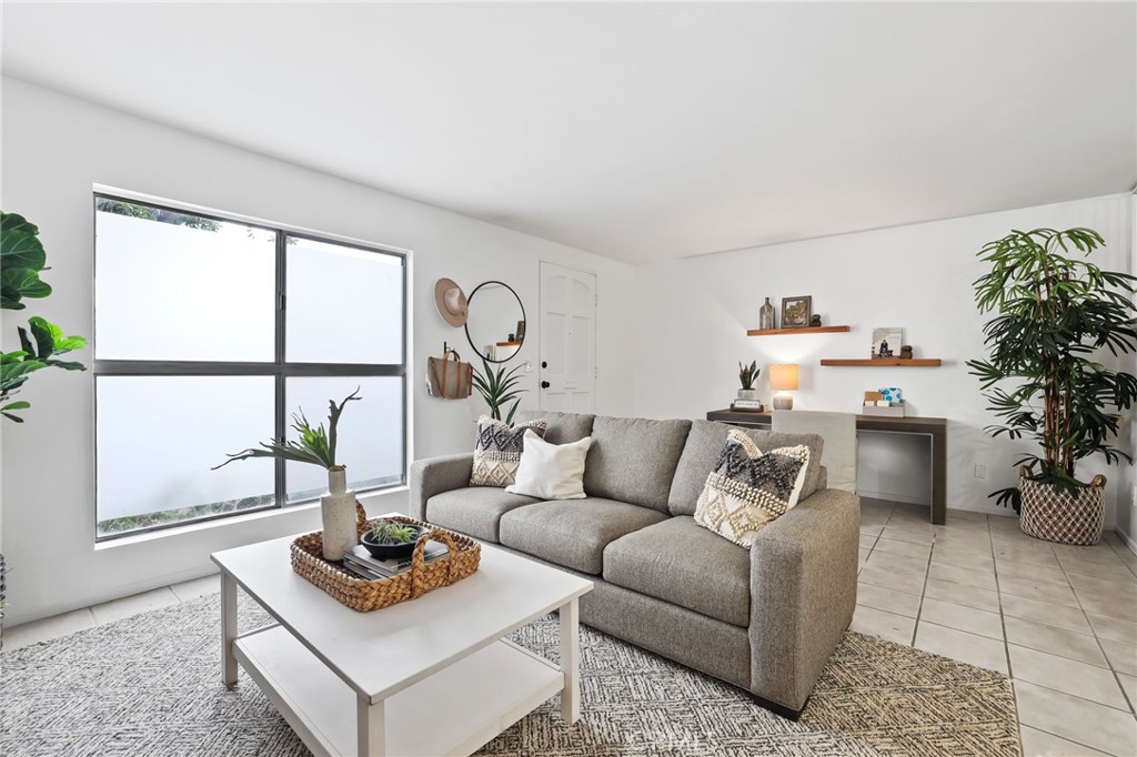 3342 Bradbury Road 34