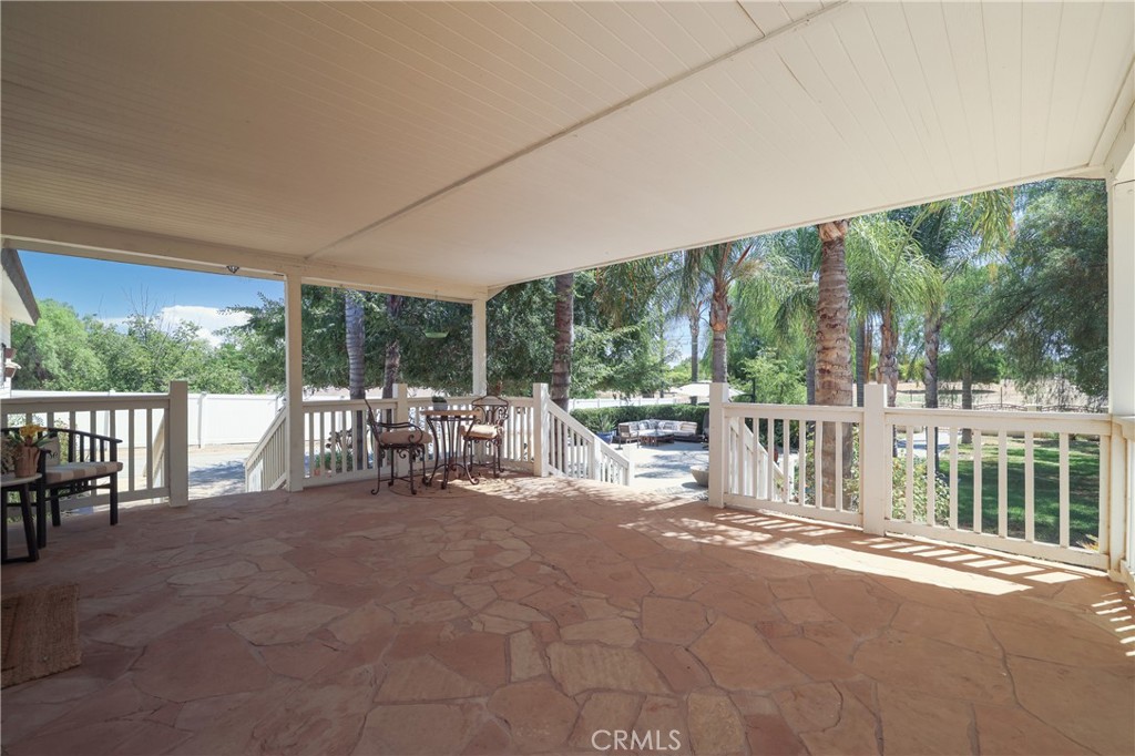 21510 Floral Avenue