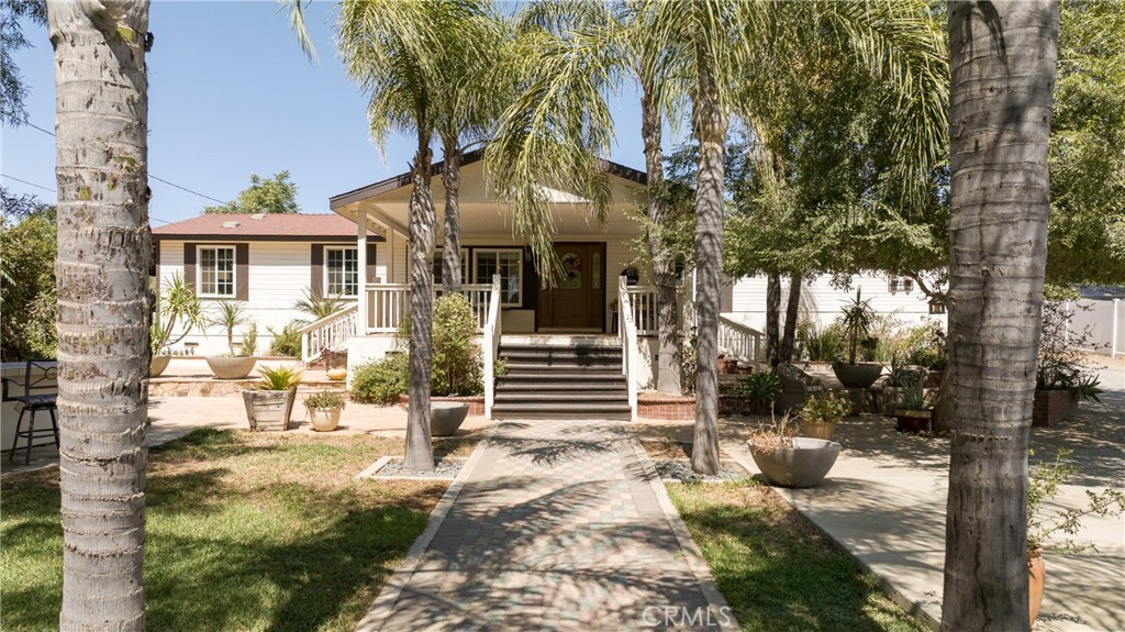 21510 Floral Avenue