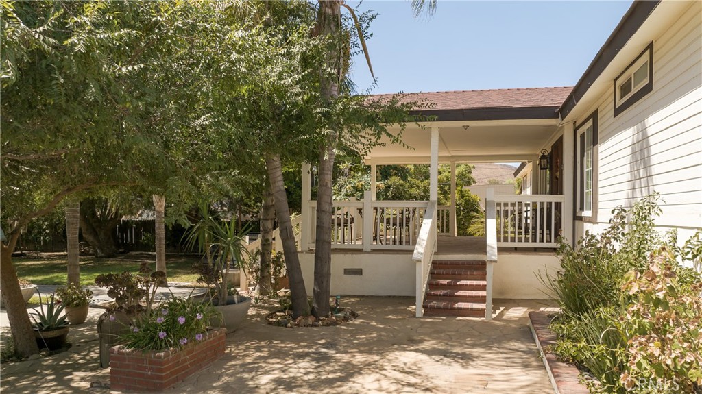 21510 Floral Avenue