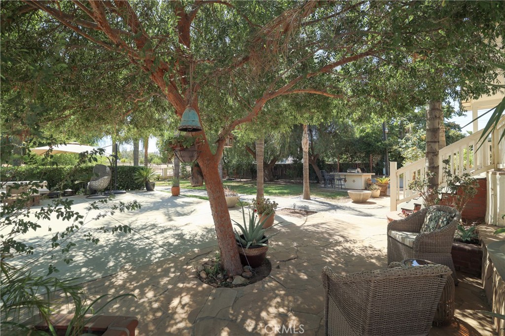 21510 Floral Avenue