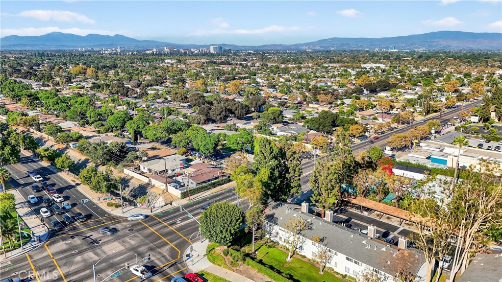 1501 S Raitt Street 115