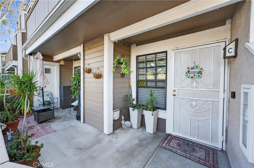 1501 S Raitt Street 115