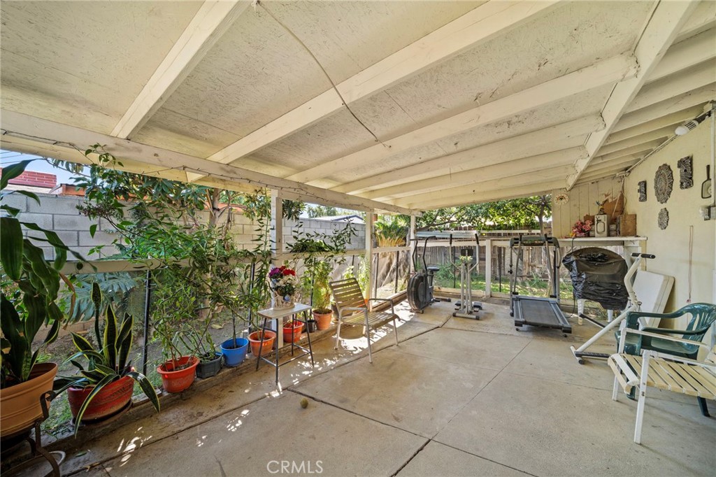 6746 La Jolla Drive