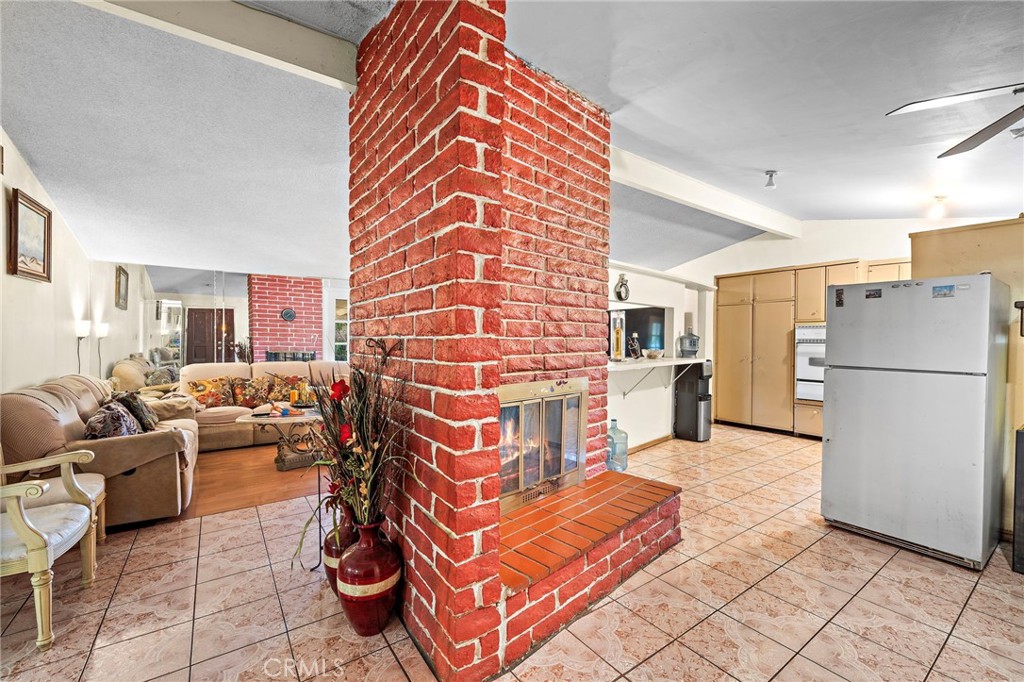 6746 La Jolla Drive