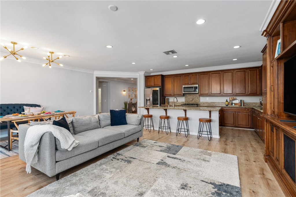 6704 Bull Thistle Court