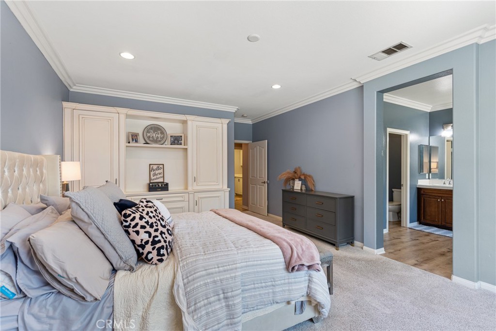 6704 Bull Thistle Court