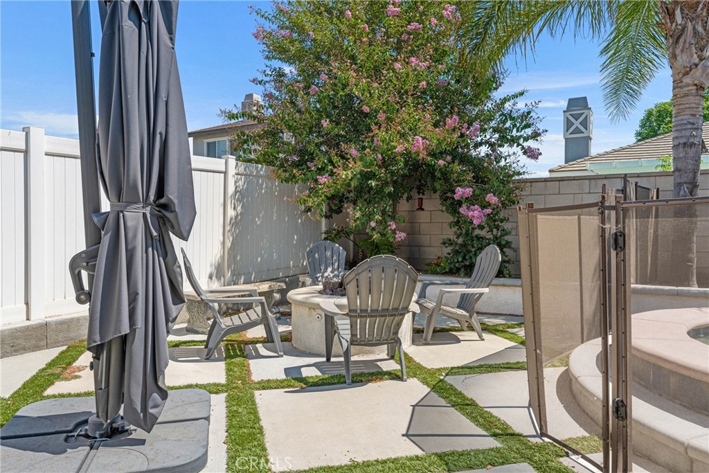 6704 Bull Thistle Court