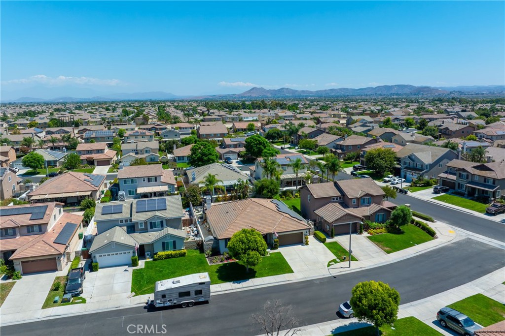 6704 Bull Thistle Court