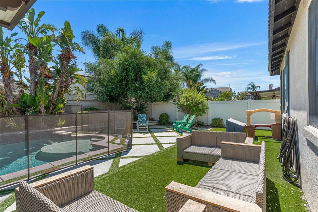 6704 Bull Thistle Court