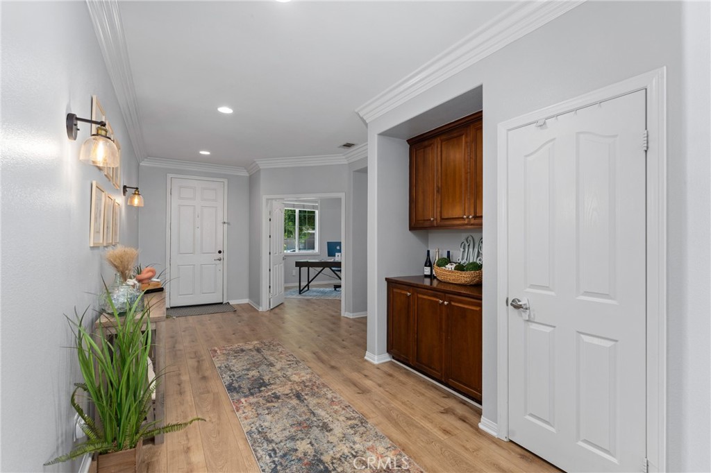 6704 Bull Thistle Court