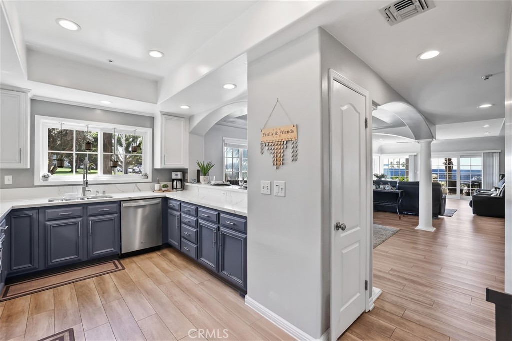 1901 Ocean Boulevard 103