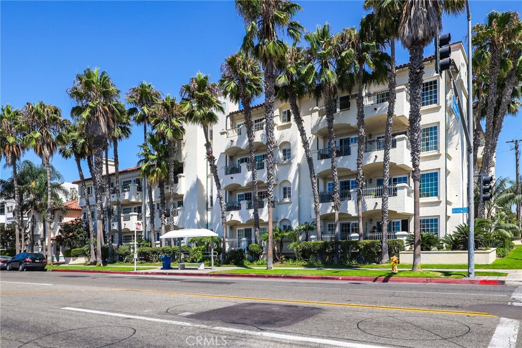 1901 Ocean Boulevard 103