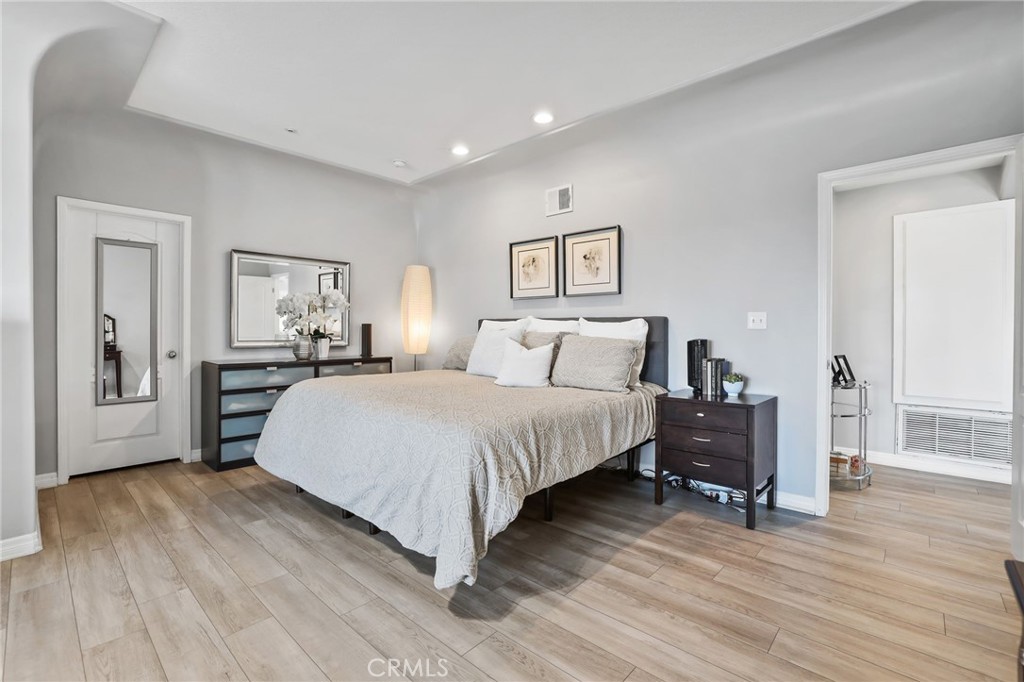 1901 Ocean Boulevard 103