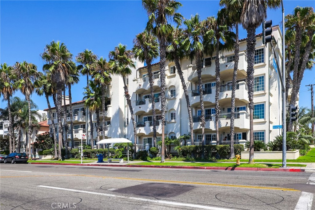 1901 Ocean Boulevard 103