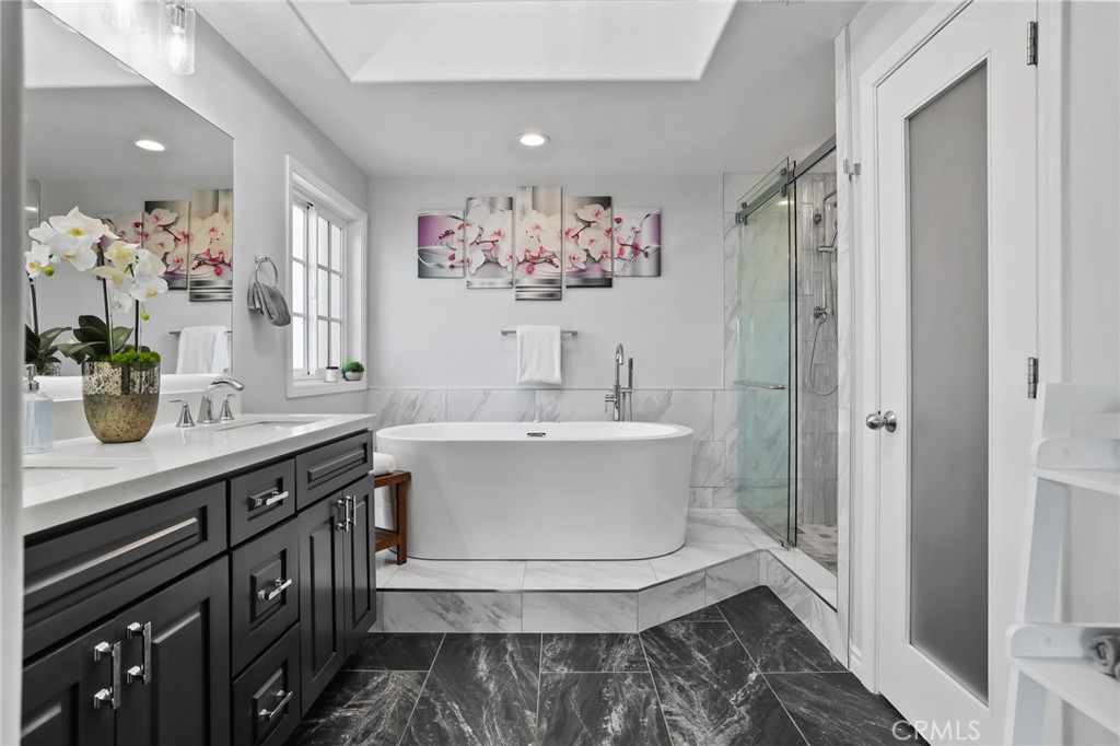 1901 Ocean Boulevard 103