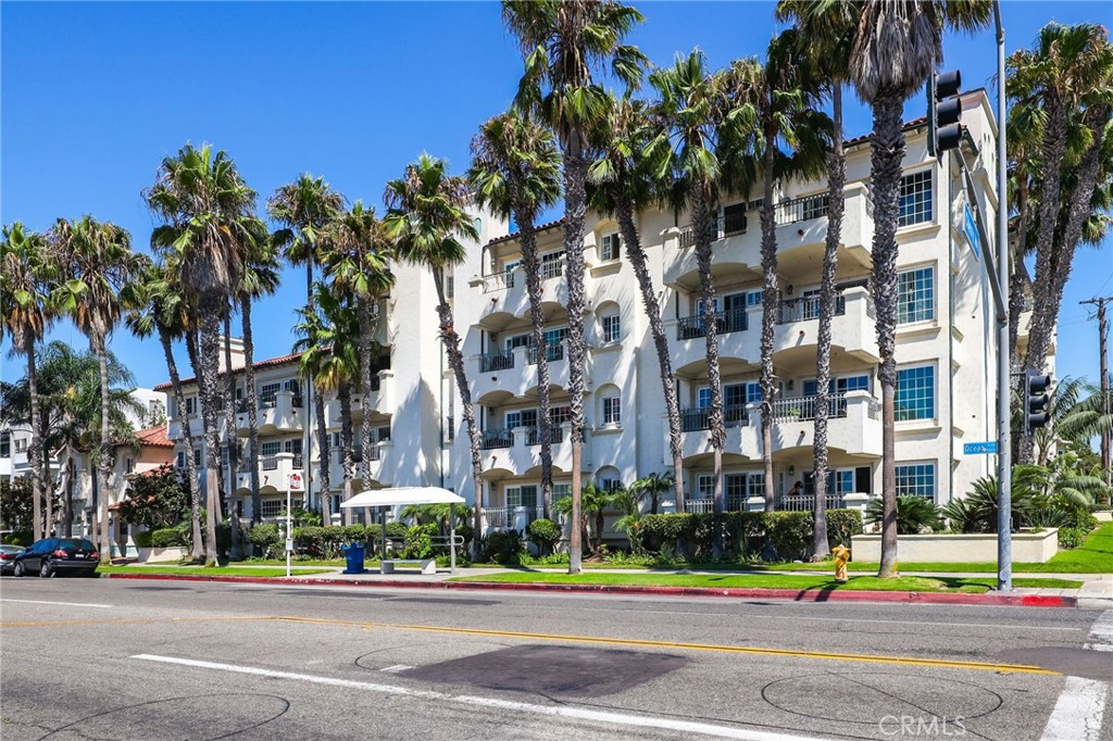 1901 Ocean Boulevard 103