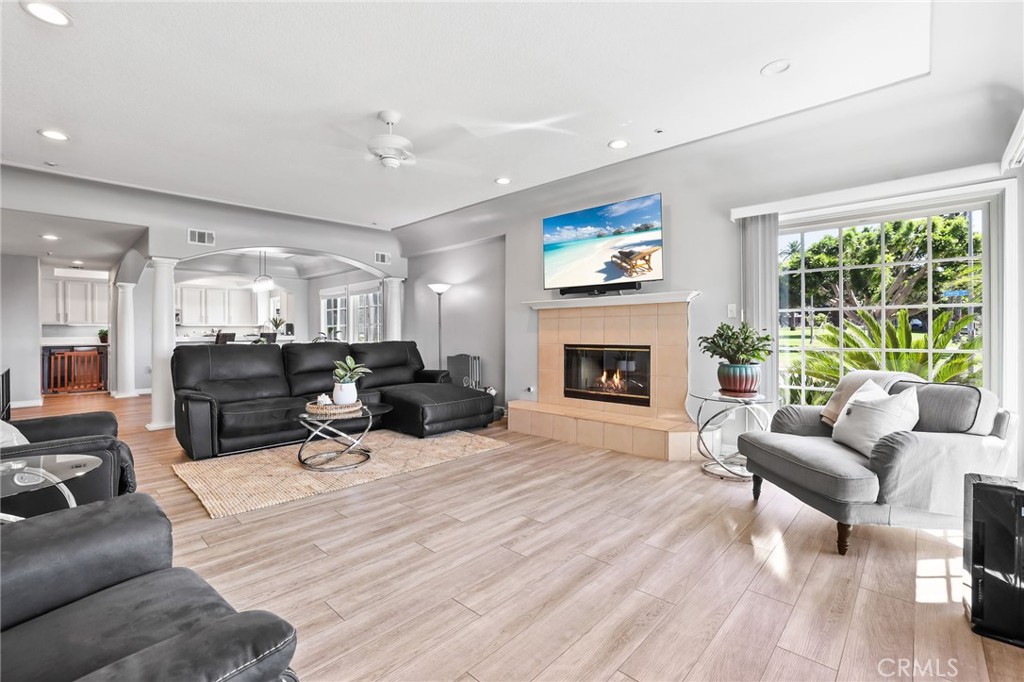 1901 Ocean Boulevard 103