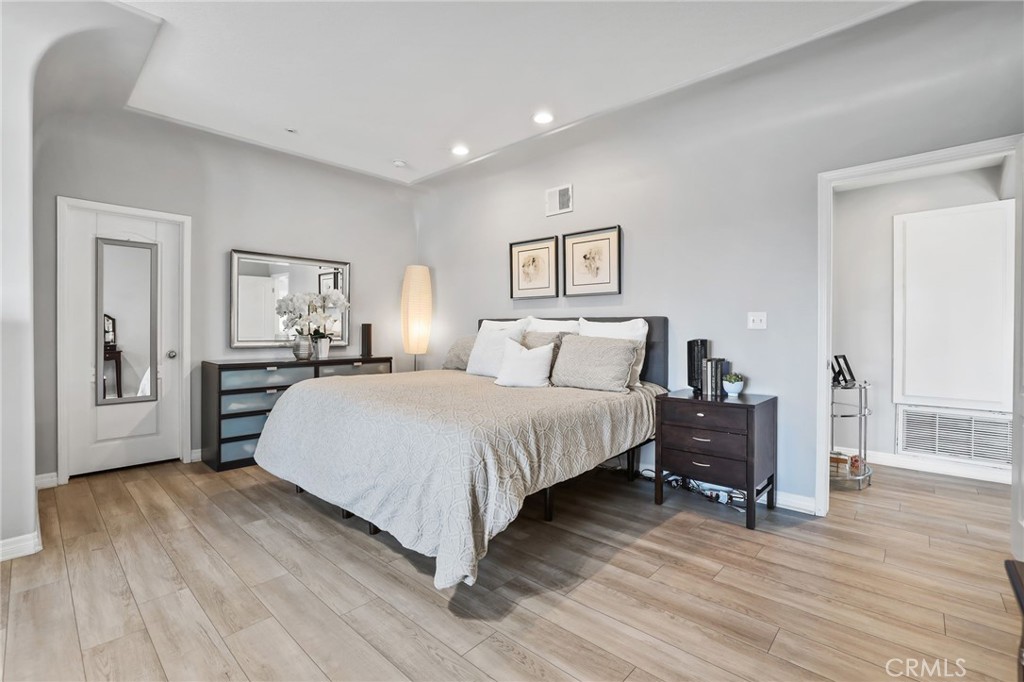 1901 Ocean Boulevard 103