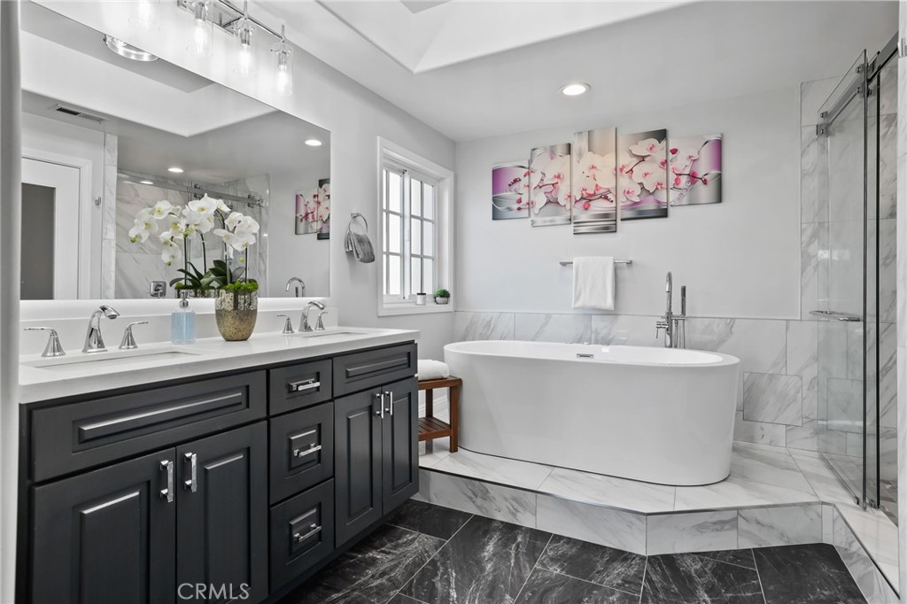 1901 Ocean Boulevard 103