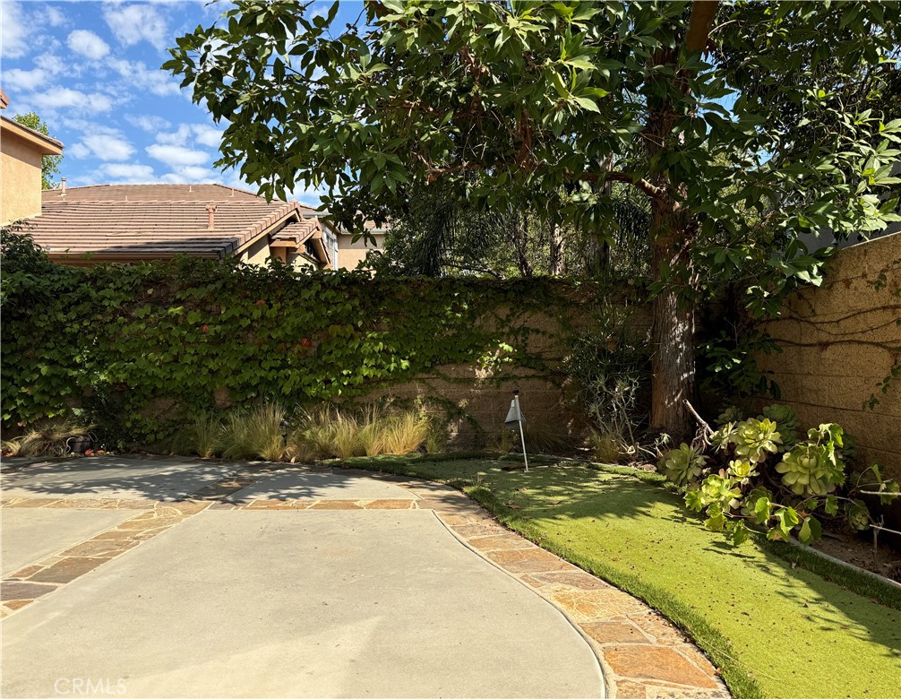414 Condor Avenue