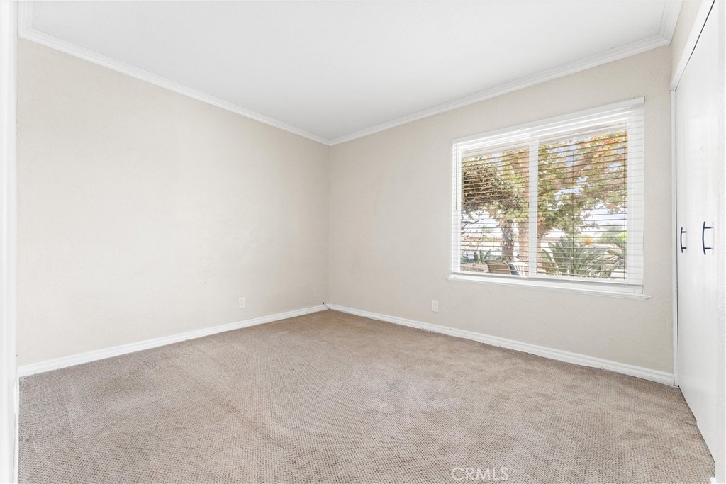 4418 Avenida Del Este