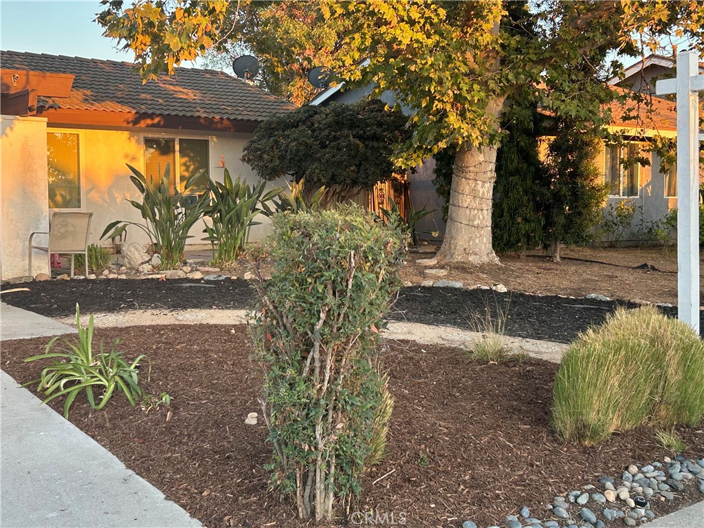 4418 Avenida Del Este
