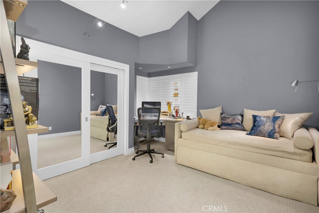 500 Chelsea Court 103