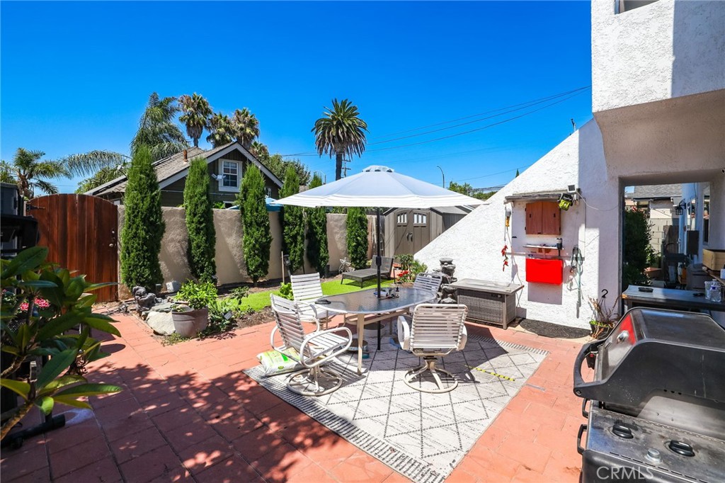 932 Coronado Avenue