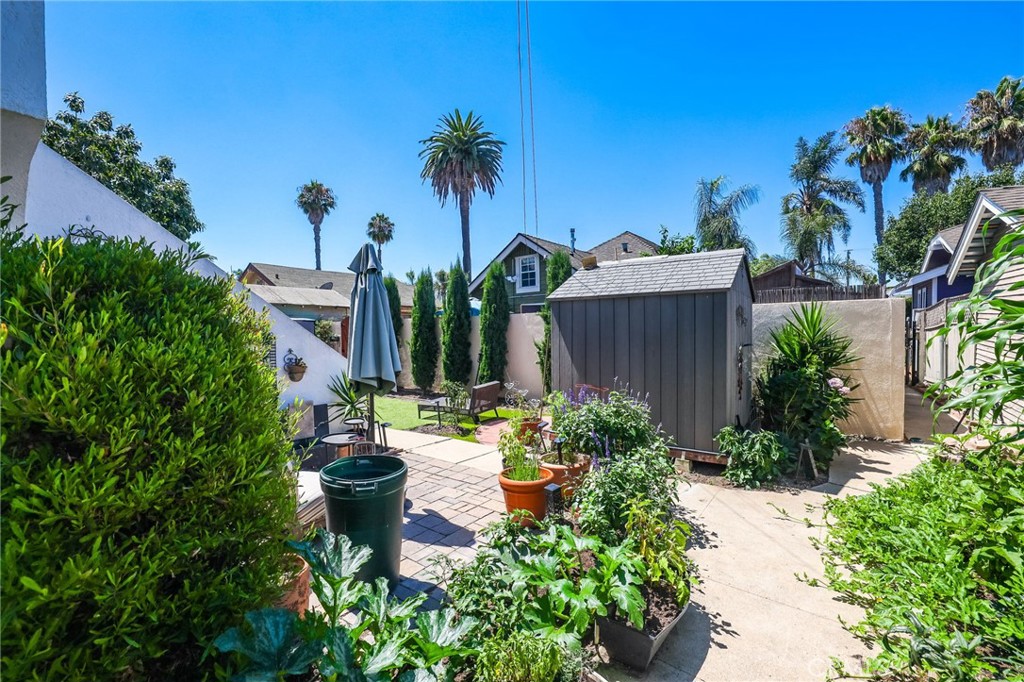 932 Coronado Avenue